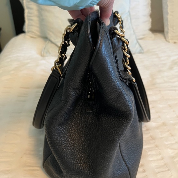 Tory Burch Black Leather Shoulder Bag - Picture 5 of 15